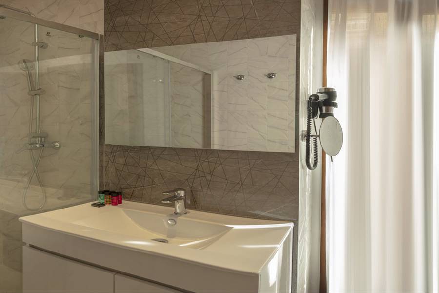 Superior room SH Suite Palace Hotel Valencia