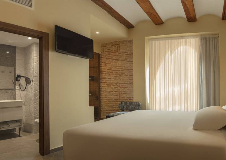 Standard room SH Suite Palace Hotel Valencia Standard room SH Suite Palace Hotel Valencia