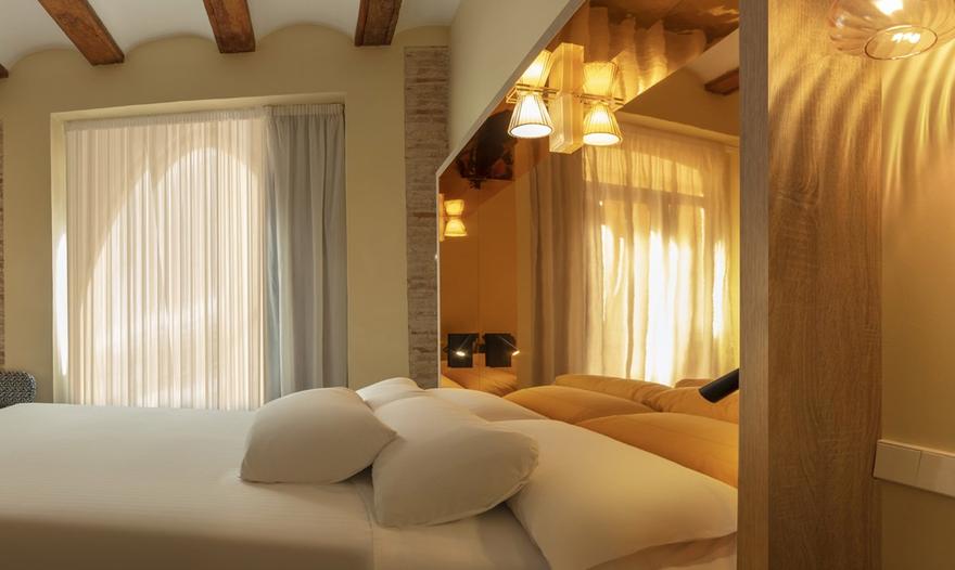 Standard Room SH Suite Palace Hotel Valencia Standard Room SH Suite Palace Hotel Valencia